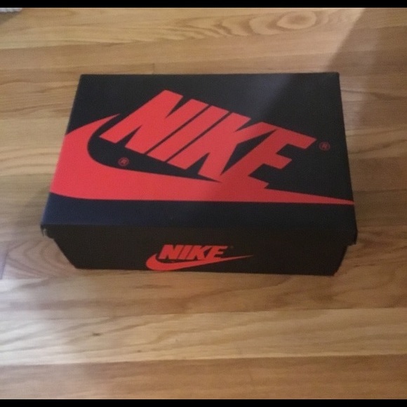 Brand New Jordan 1 Bape lot size 10 - Picture 5 of 5